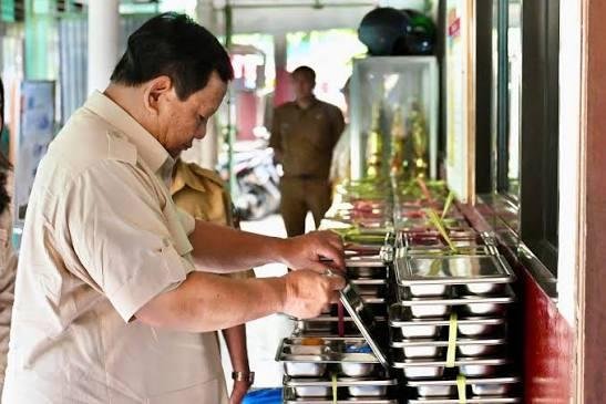 Arus Survei Indonesia Rilis Program MBG Paling Dirasakan Manfaatnya